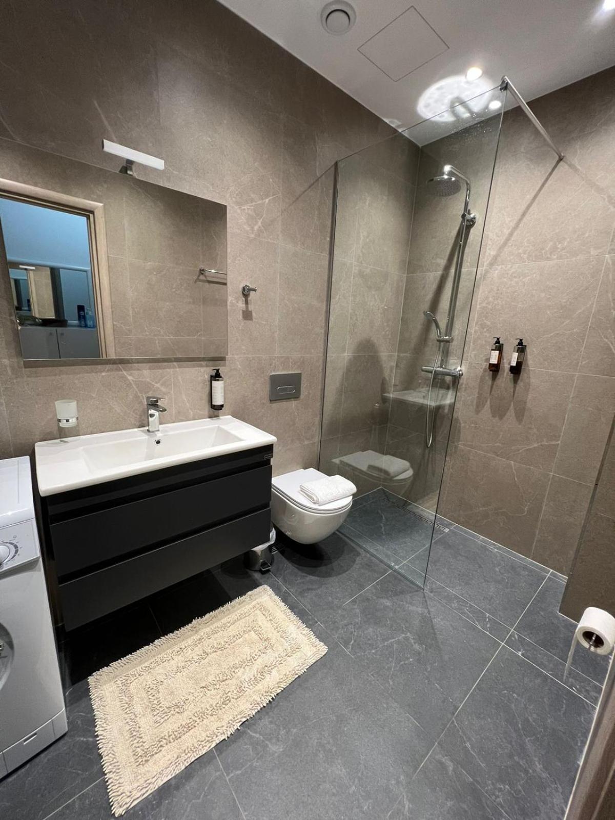 Seaside Apartment Sarandë Eksteriør billede