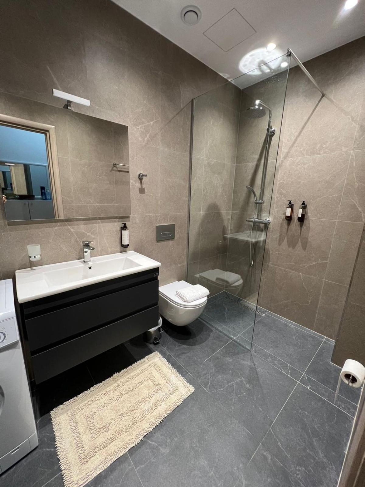 Seaside Apartment Sarandë Eksteriør billede